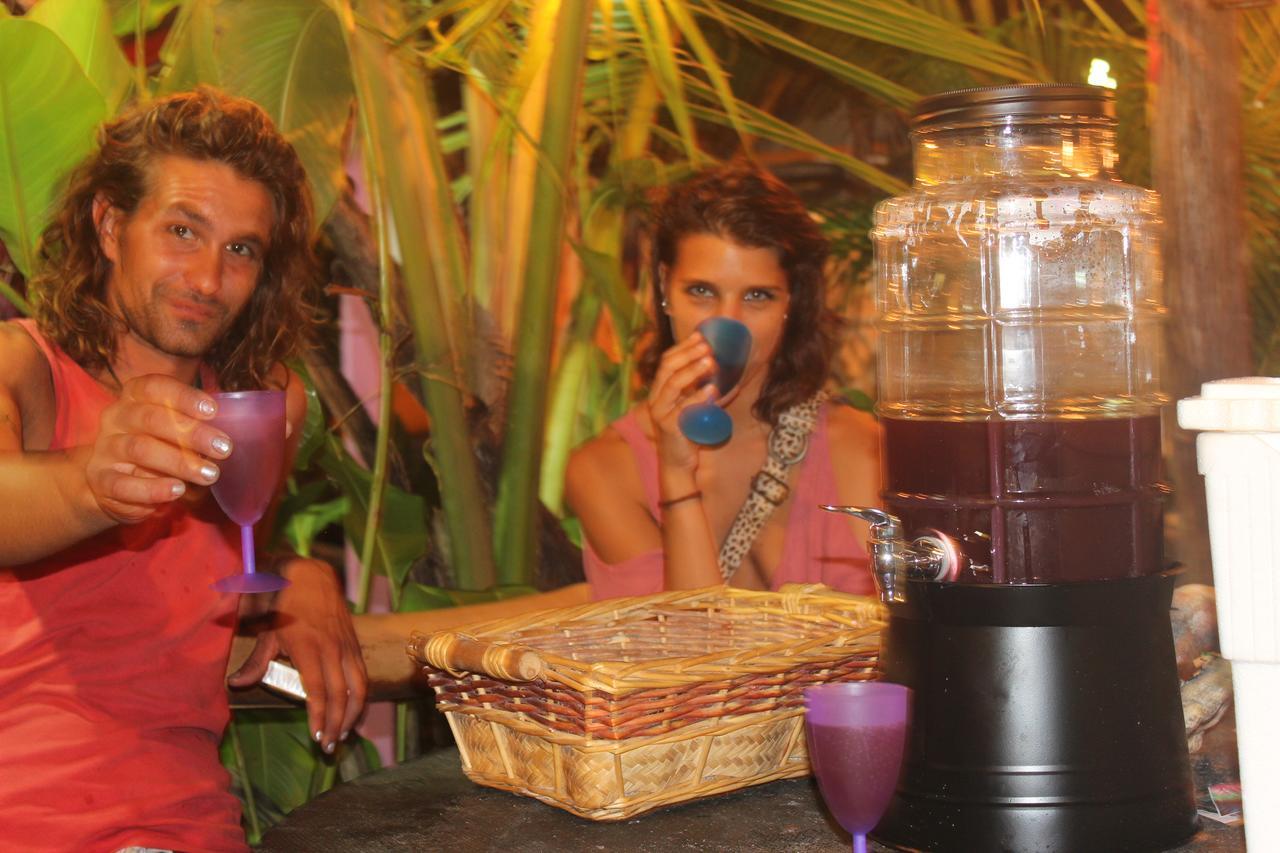 Coconut Hostel Bocas Town Экстерьер фото