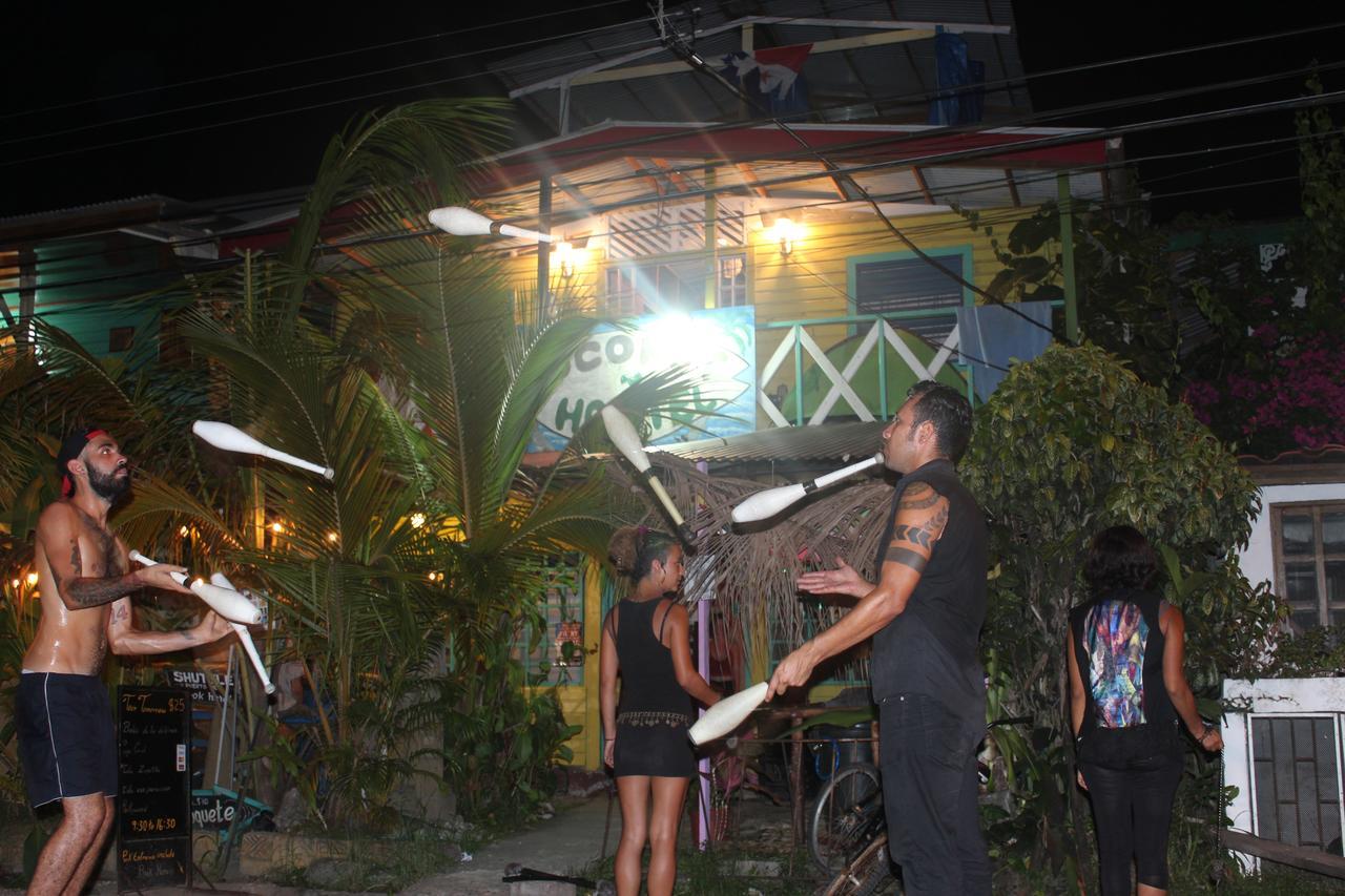 Coconut Hostel Bocas Town Экстерьер фото