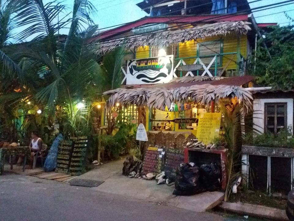 Coconut Hostel Bocas Town Экстерьер фото